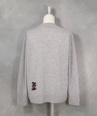 カシミヤ100%ダブルネックロゴニット（ライトグレー）バック