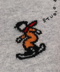 刺繍部分（グレー）