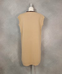 ポイント配色ニットワンピース（ベージュ）バック