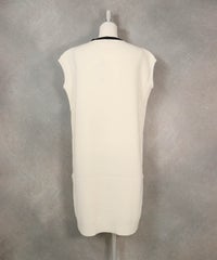 ポイント配色ニットワンピース（ホワイト）バック