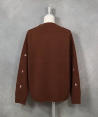 ウール100％カラフル刺繍ニット(ブラウン)後ろ