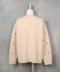 ウール100％カラフル刺繍ニット(ベージュ)後ろ