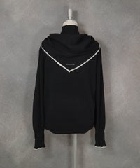 スカーフ付きハイネックニット（ブラック）バック