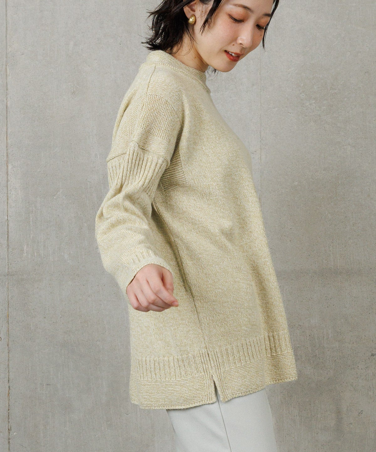 モデル着用画像（ライトイエロー)