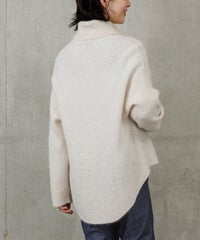 モデル着用画像(ベージュ)