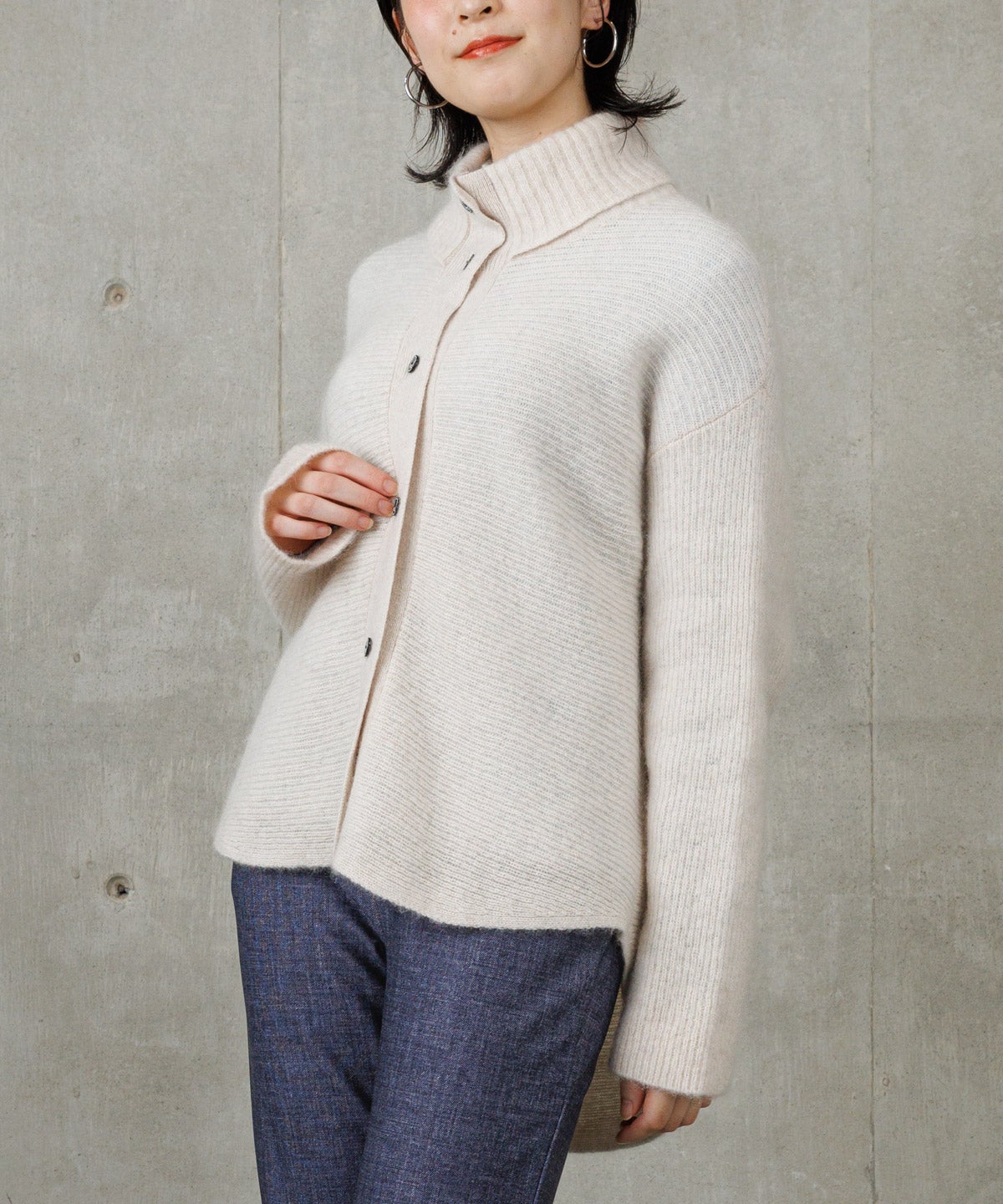 モデル着用画像(ベージュ)
