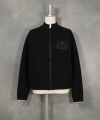 レター刺繍ジップニットブルゾン（ブラック）前