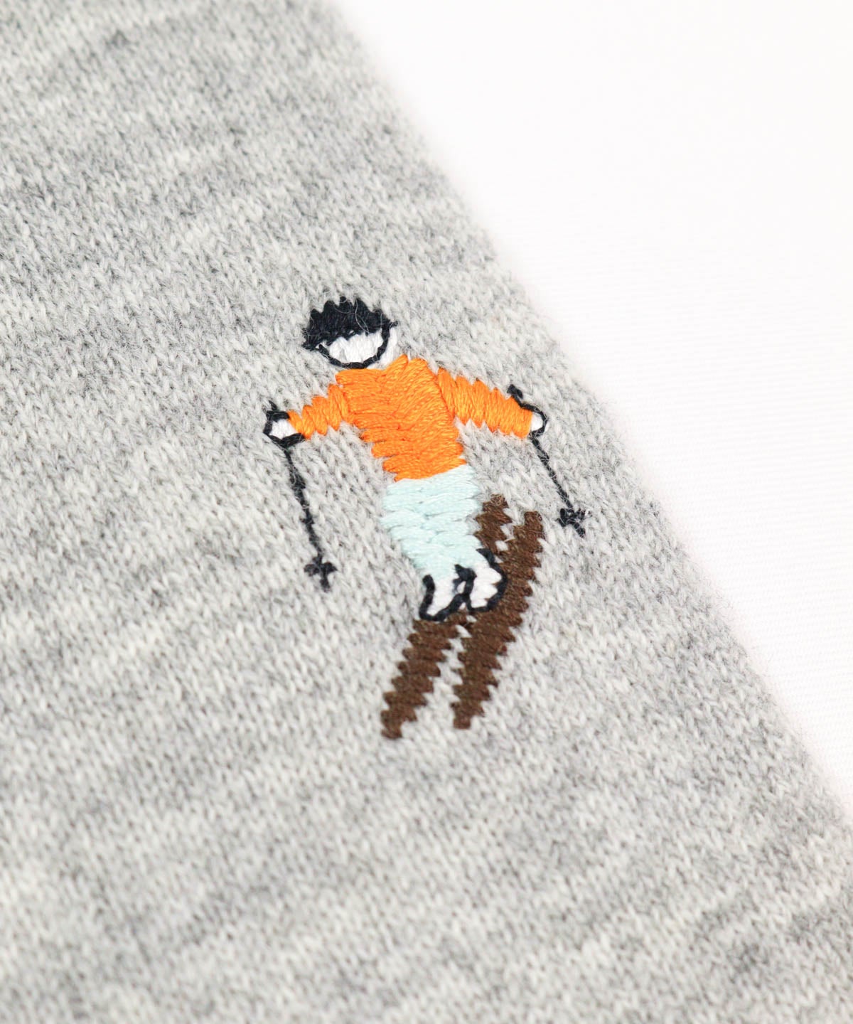刺繍部分(ライトグレー)