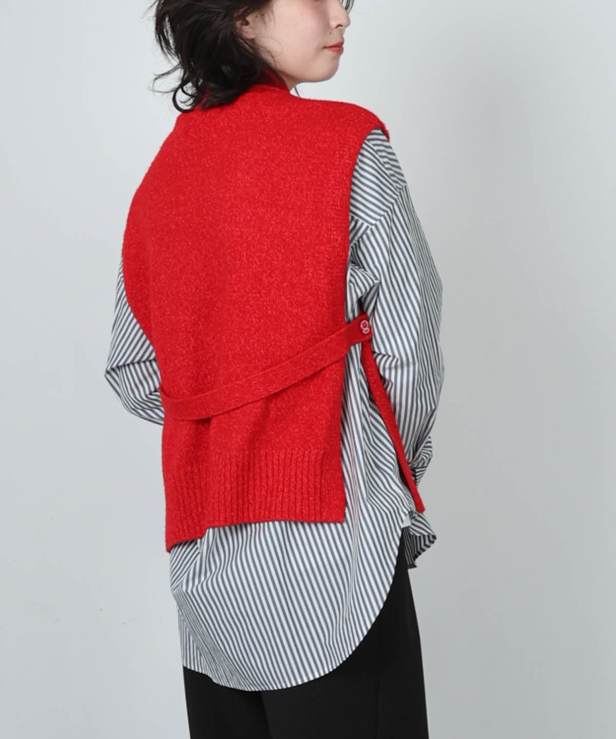 モデル着用画像（レッド）