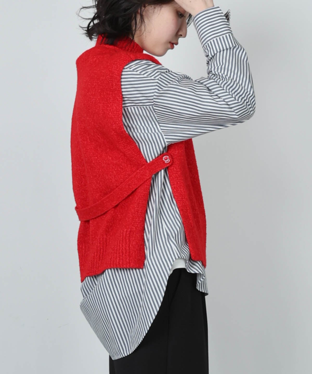 モデル着用画像（レッド）