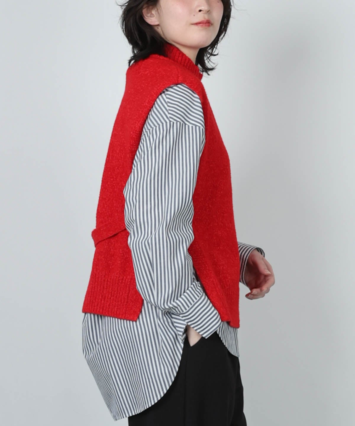 モデル着用画像（レッド）