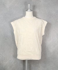 チュールレイヤード刺繍ベスト(ホワイト）前