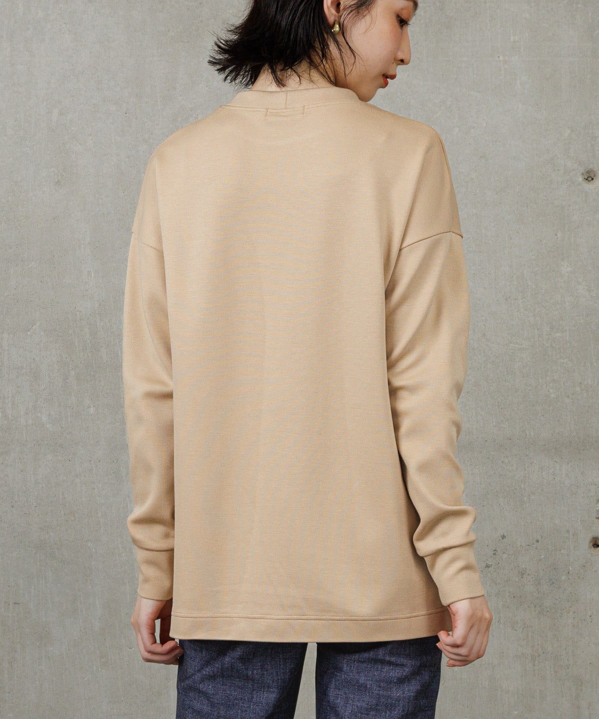 モデル着用画像(ベージュ)