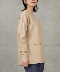 モデル着用画像(ベージュ)