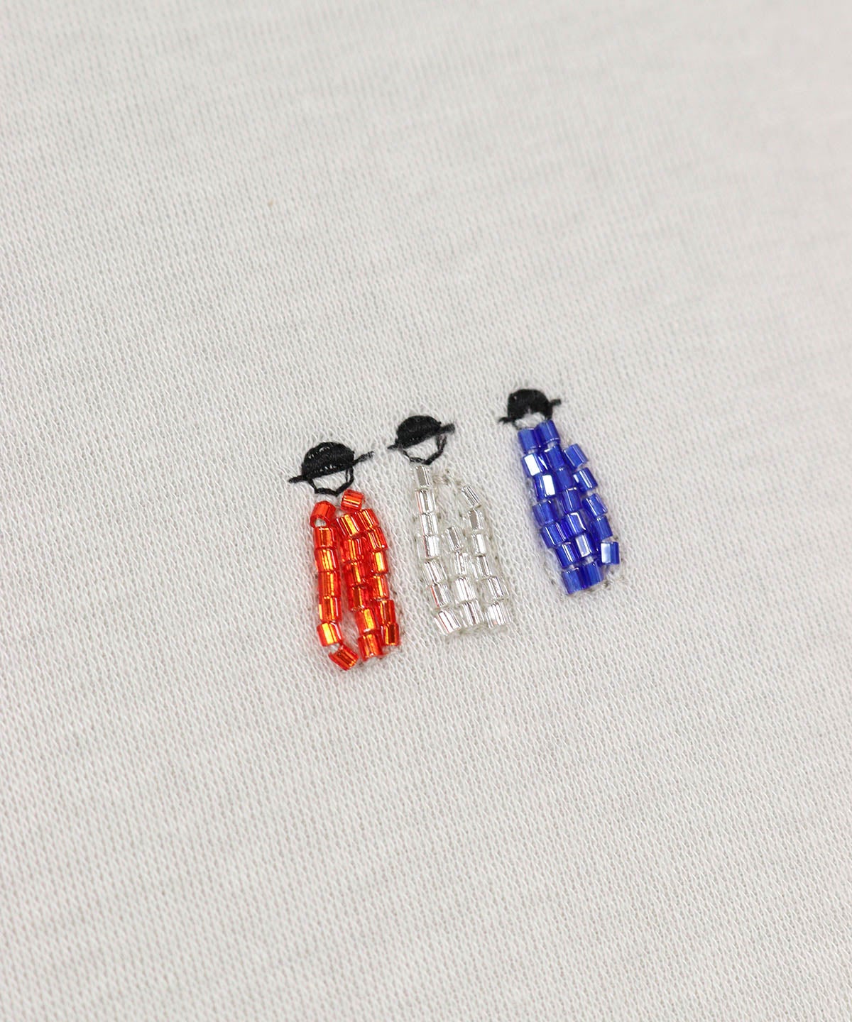 刺繍アップ（ライトグレー）