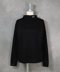 ビーズ刺繍冷感ボトルネックプルオーバー（ブラック）前