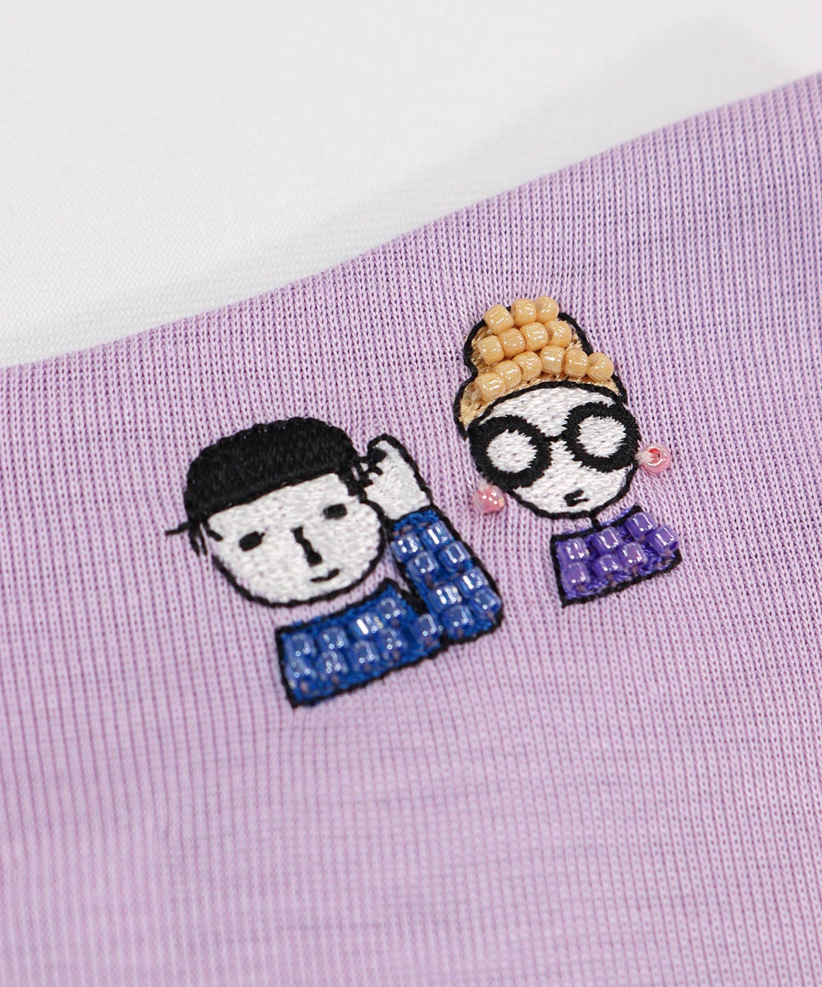 ネック部分ビーズ刺繍（ライトパープル）