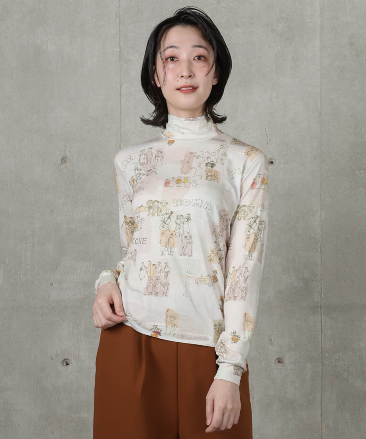 モデル着用画像（ベージュ）