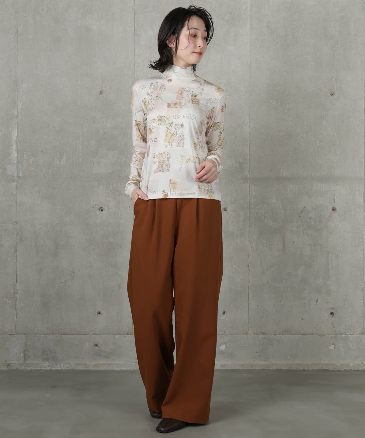 モデル着用画像（ベージュ）