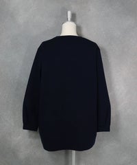 ソフトダンボール立体刺繍チュニック（ネイビー）後ろ