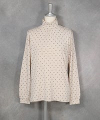 ピコドット柄冷感ハイネックプルオーバー（ベージュ）前