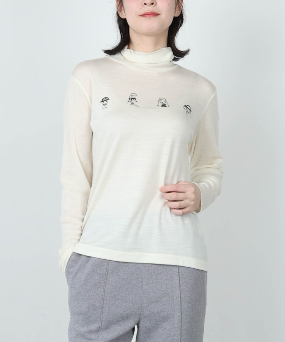 モデル着用画像(ホワイト)