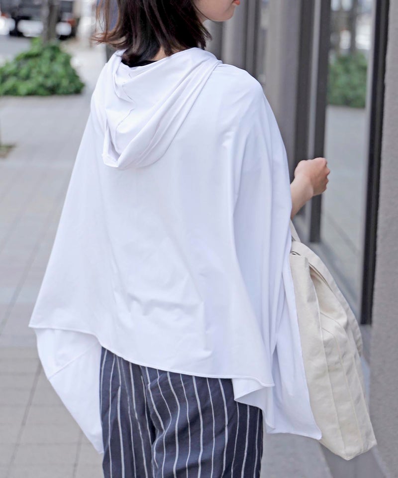 モデル着用画像(ホワイト)